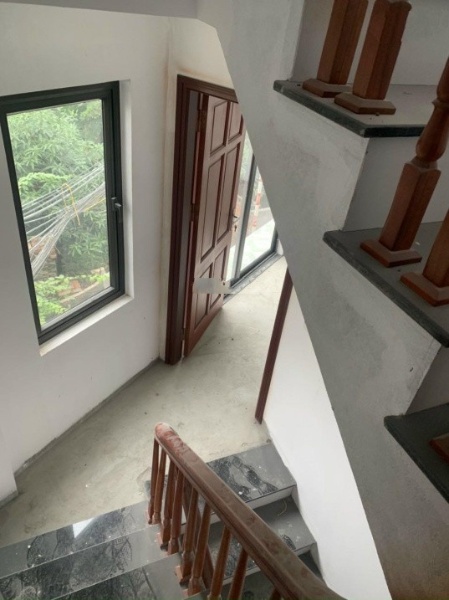 Bán nhà 5 tầng mới xây tại Di Trạch, Hoài Đức, Hà Nội